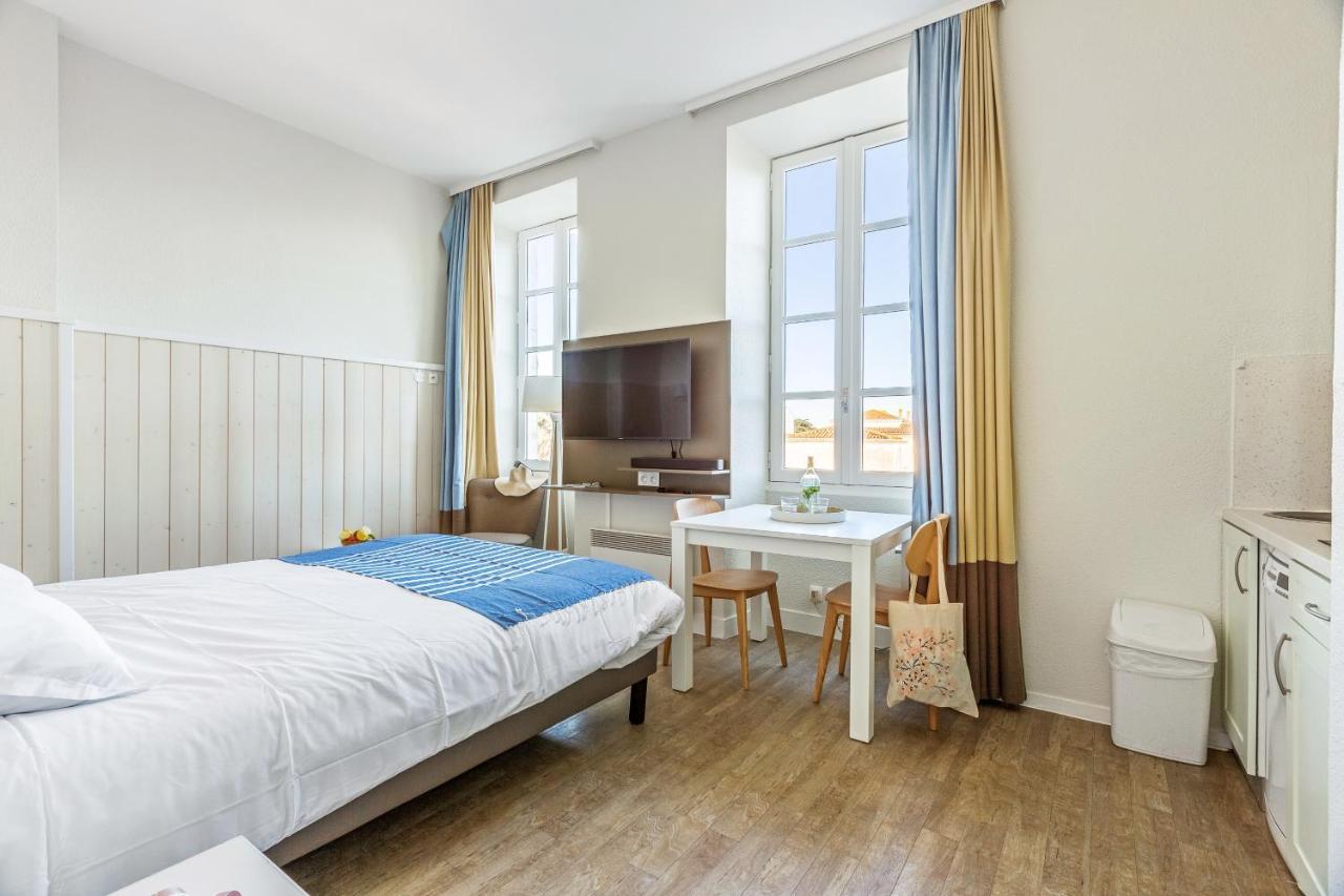 Pierre & Le Palais Des Gouverneurs 4*
