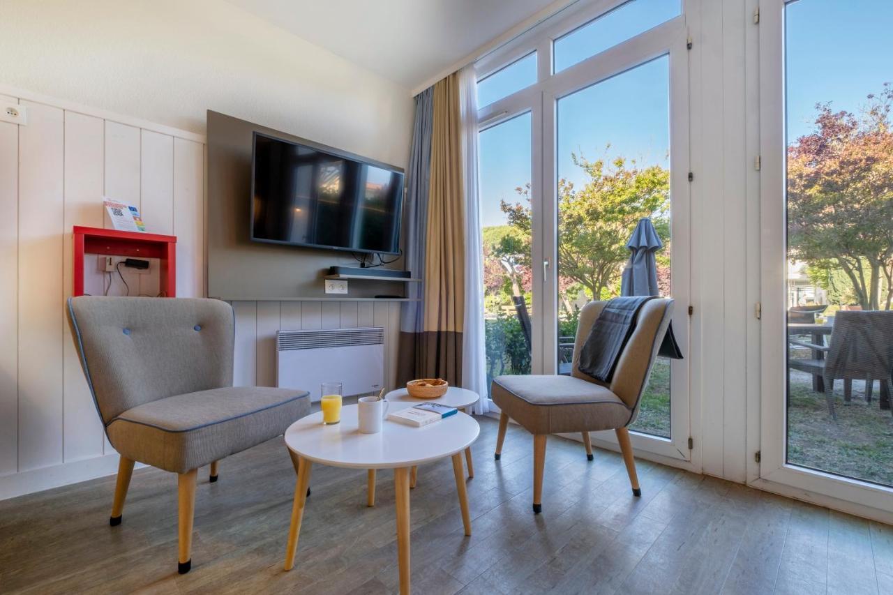 Pierre & Le Palais Des Gouverneurs 4*