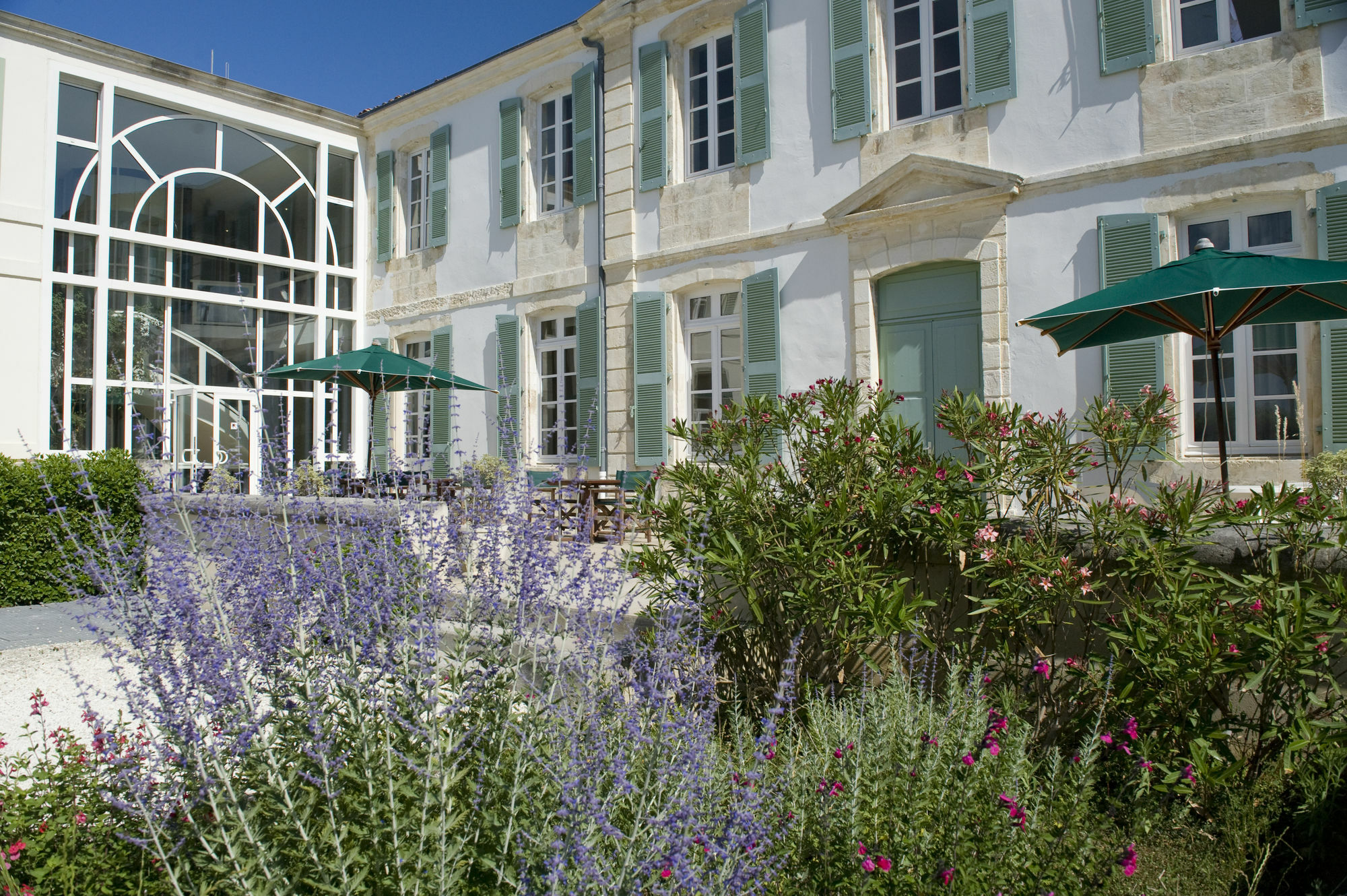 Pierre & Le Palais Des Gouverneurs Saint-Martin-de-Ré